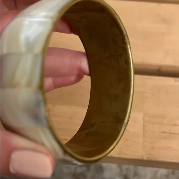 Chic Cream and Gold Bangle - Picture 5 of 5
